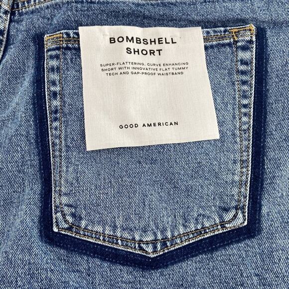 Good American Bombshell Shorts 18 - Picture 6 of 16